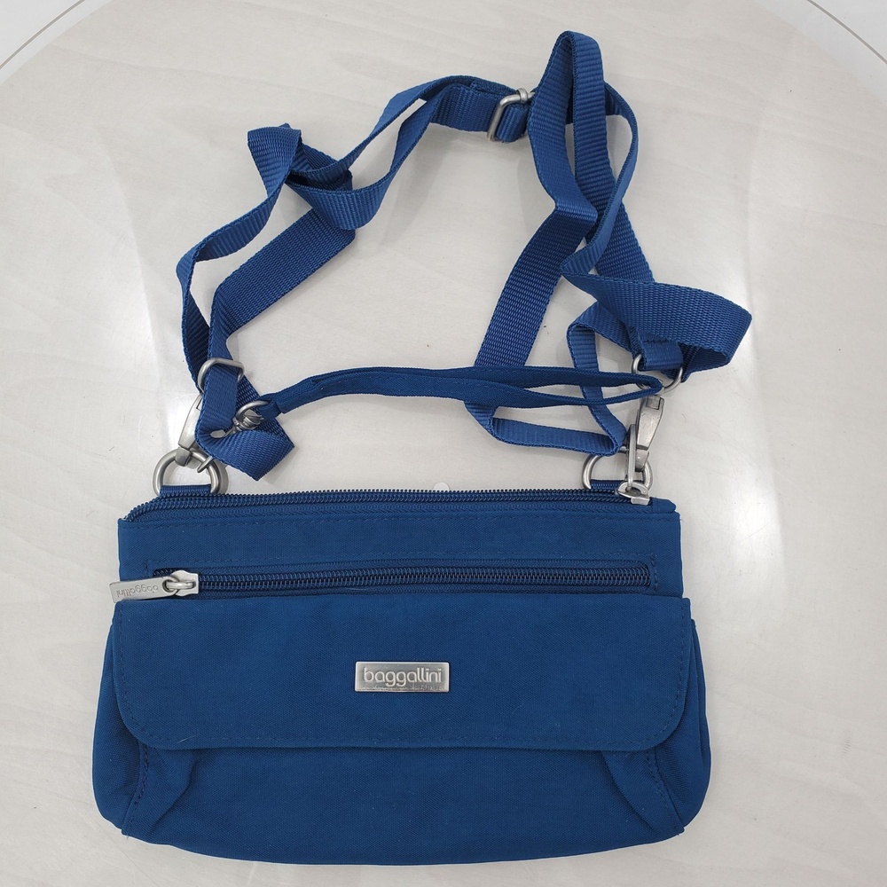 Baggallini Plaza Mini Pacific Blue Nylon Crossbody Bag Wristlet Organizer